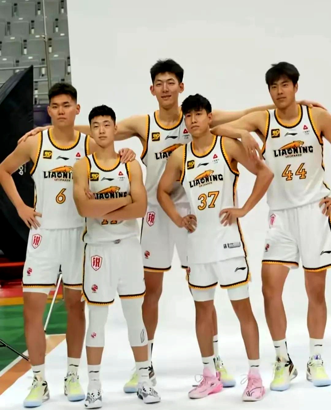 星空体育官网app-辽宁男篮决战青岛队，全队备战饱满