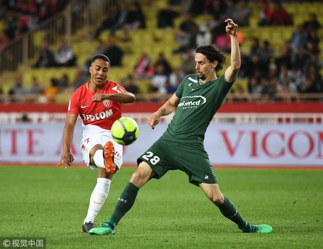 星空体育网站-波尔多球员入选本赛季最佳阵容