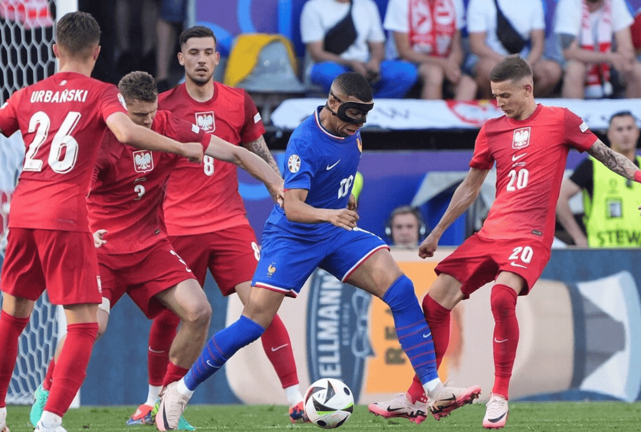 星空体育教练-关于欧洲杯多线作战，阿联酋队奋力冲击前几的信息