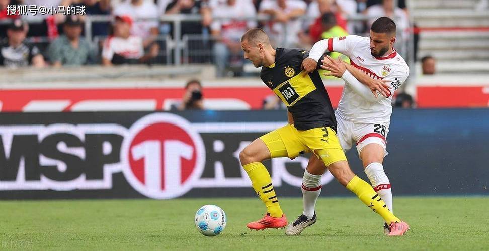 奥格斯堡客场失分，排名下滑的简单介绍